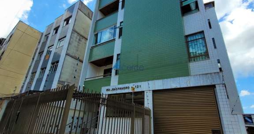 Apartamento 02 quartos com suíte, elevador e garagem no Jardim Glória