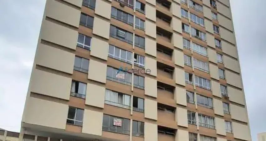 Excelente apartamento de 2 quartos na parte plana do São Mateus!