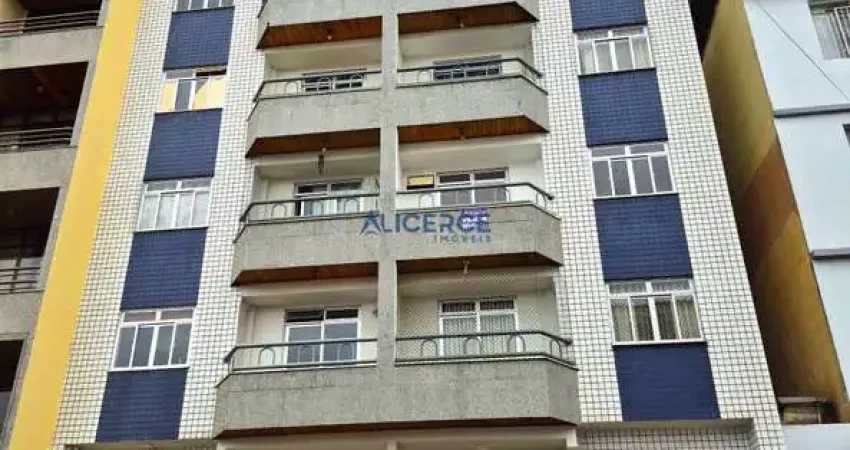 Apartamento 2 quartos com varanda e garagem no Santa Catarina!