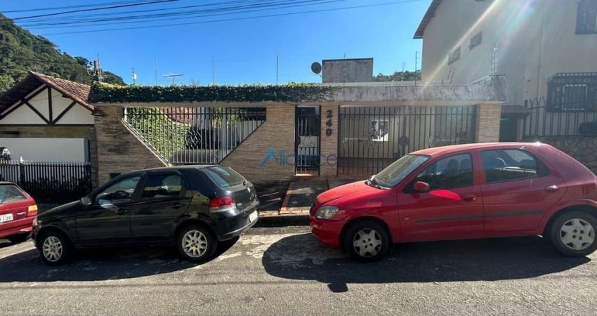 Linda casa de 4 quartos no vale do ipê - Proximidade com conforto