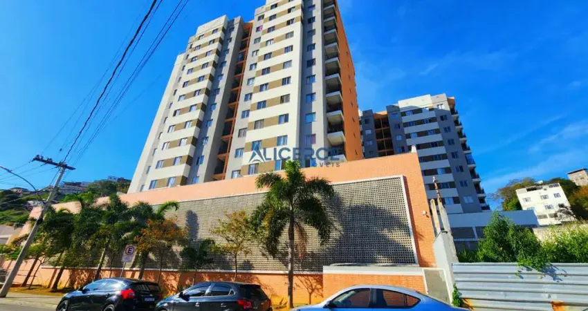 Apartamento 2 quartos com garagem e portaria na avenida sete!