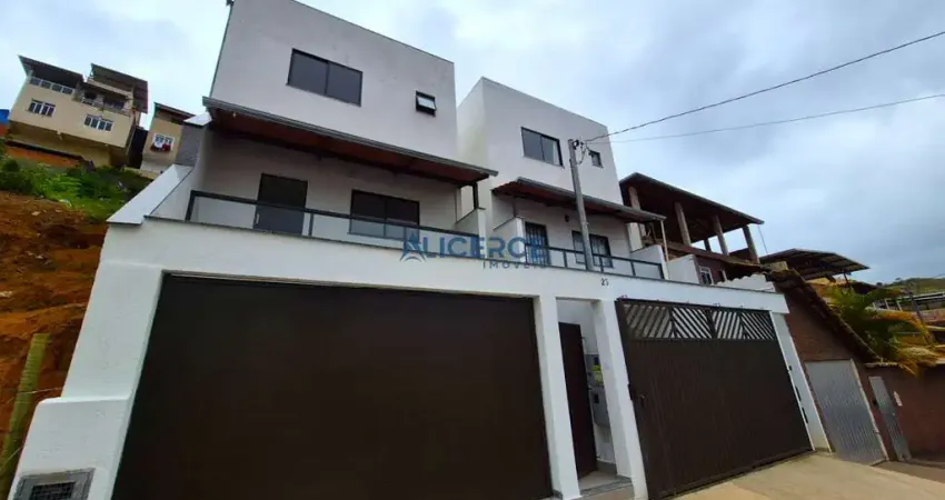 Casa duplex com 03 quartos e 02 vagas de garagem no fontesville.