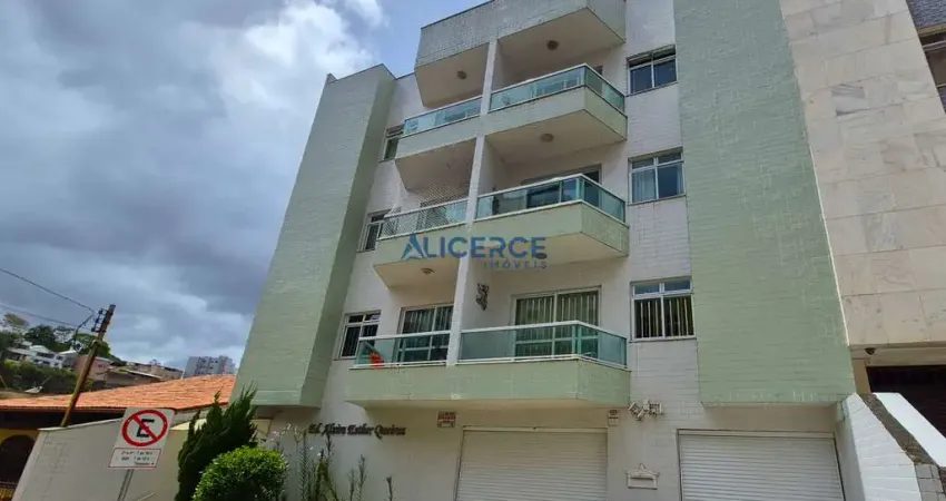 Apartamento de 02 quartos com área externa e garagem no jardim glória.