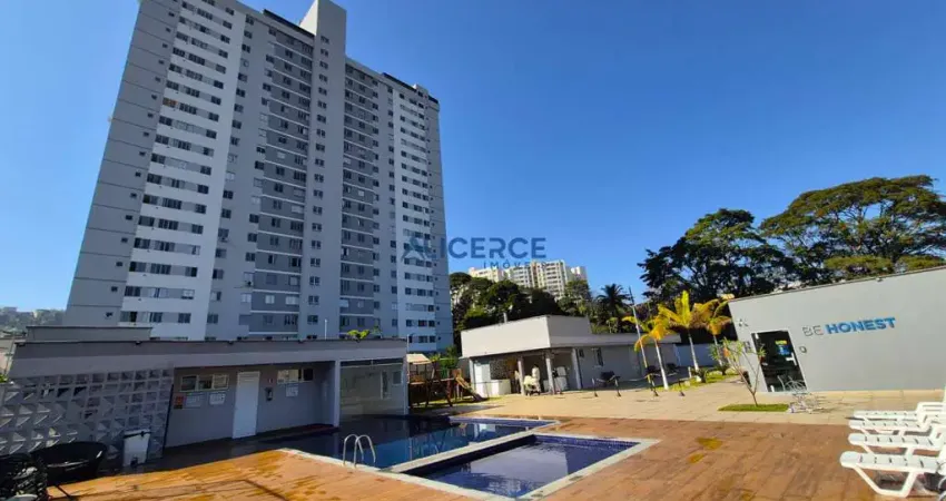 Apartamento 02 quartos com elevador e área de lazer no Bandeirantes