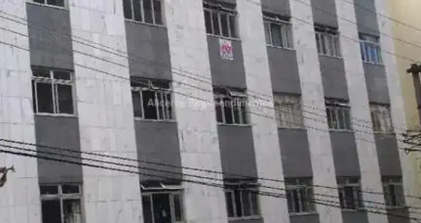 Apartamento de 01 quarto em excelente localização no centro da cidade.