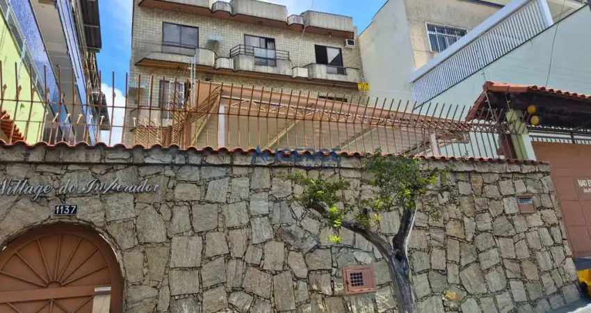 Apartamento 01 quarto e sala com garagem na rua halfeld- centro