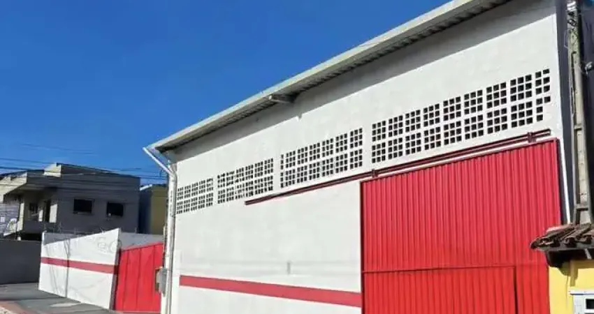 Barracão / Galpão / Depósito à venda no Portal de Jacaraípe, Serra