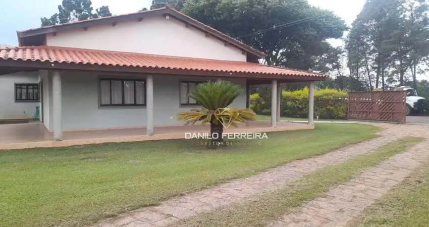 Chácara com 3 dormitórios à venda, 3287 m² por R$ 1.800.000,00 - Chácara Halter - Salto/SP
