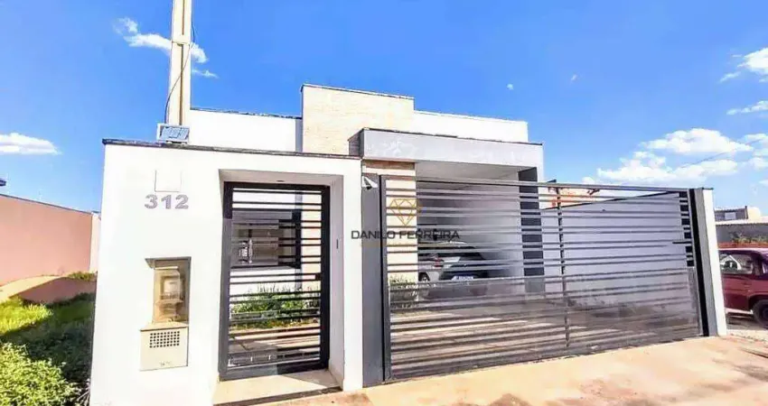 Casa com 3 dormitórios à venda, 119 m² por R$ 600.000 - Vila dos Eucaliptos - Salto/SP