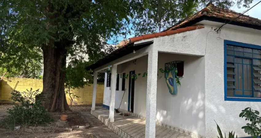 Casa com 2 quartos à venda na Rua dos Açudes, Bangu, Rio de Janeiro