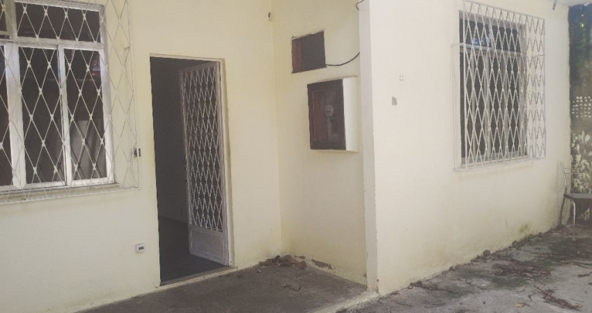 Casa com 2 quartos à venda na Rua Olímpia Esteves, Padre Miguel, Rio de Janeiro