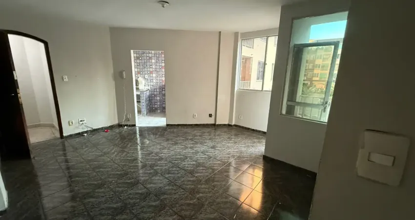 Apartamento 1° andar, 2 quartos, rua olímpia esteves, doc ok
