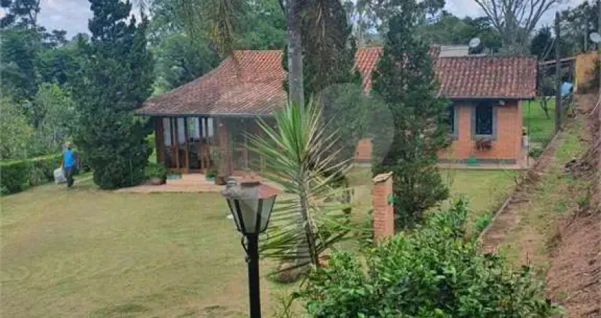 Chácara / sítio com 6 quartos à venda em Curral, Ibiúna 