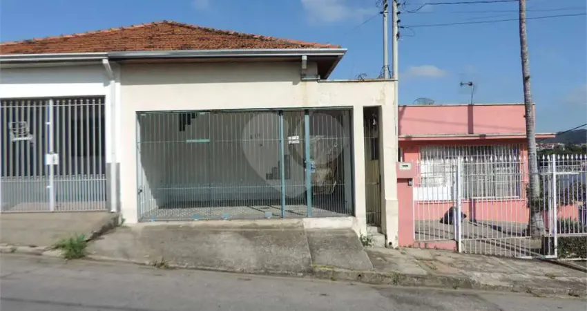 Casa com 2 quartos à venda na Rua Padre Marçal, Centro, São Roque