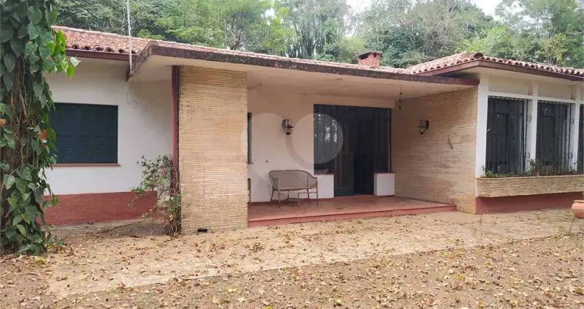 Chácara / sítio com 5 quartos à venda no Mailasqui, São Roque 