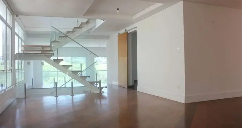 Casa com 4 quartos à venda ou para locação em Alphaville - SP