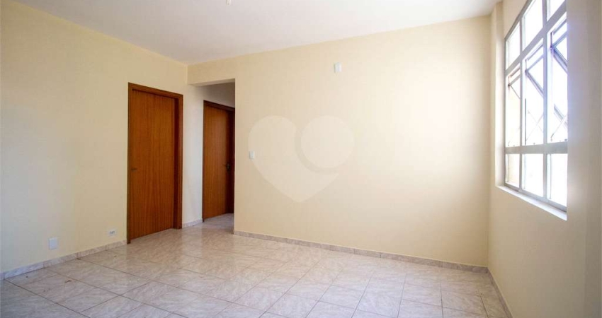 Apartamento com 2 quartos à venda ou para locação em Centro - SP