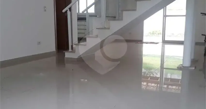 Casa com 3 quartos à venda na Rua Santa Quitéria, Vila Irene, São Roque