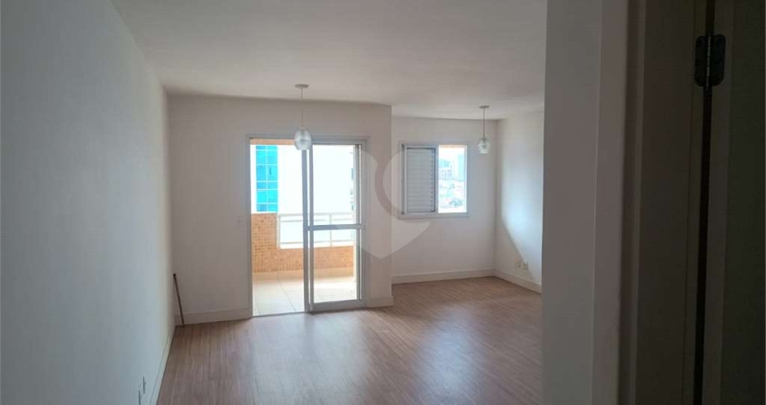 Apartamento com 2 quartos para locação em Centro - SP