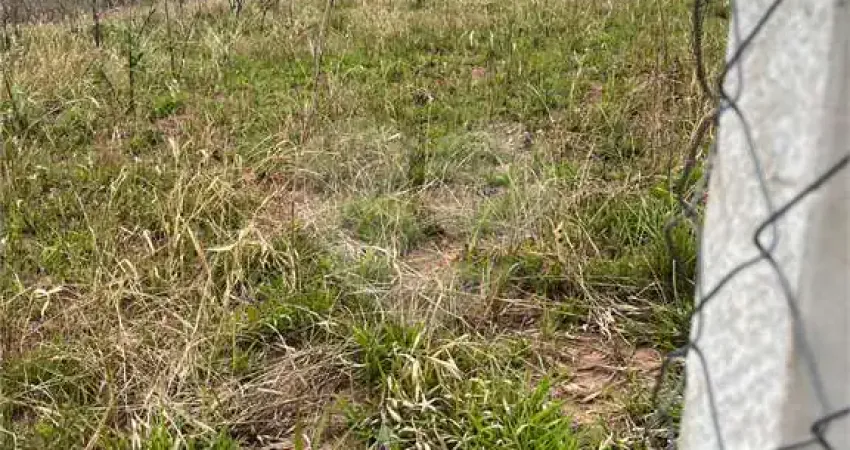 Terreno à venda na Butiá, Recanto das Acácias, São Roque