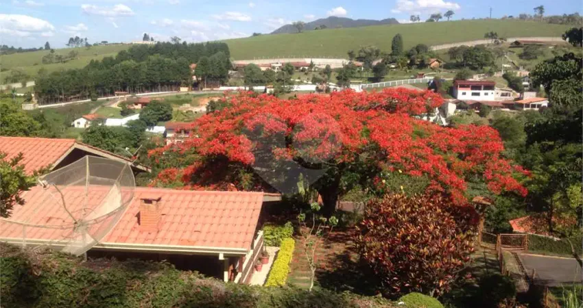 Chácara / sítio com 2 quartos à venda no Centro, Araçariguama 