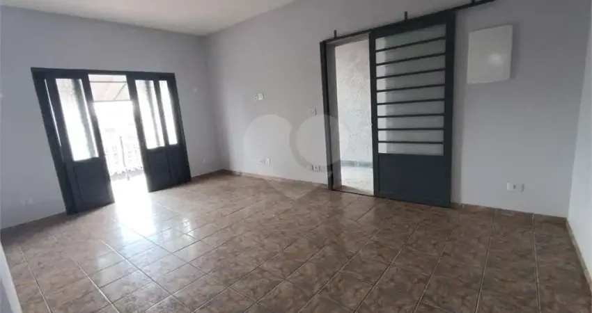 Casa comercial para alugar no Esplanada Mendes Moraes, São Roque 