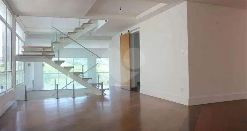 Casa com 4 quartos para alugar no Alphaville, Santana de Parnaíba 