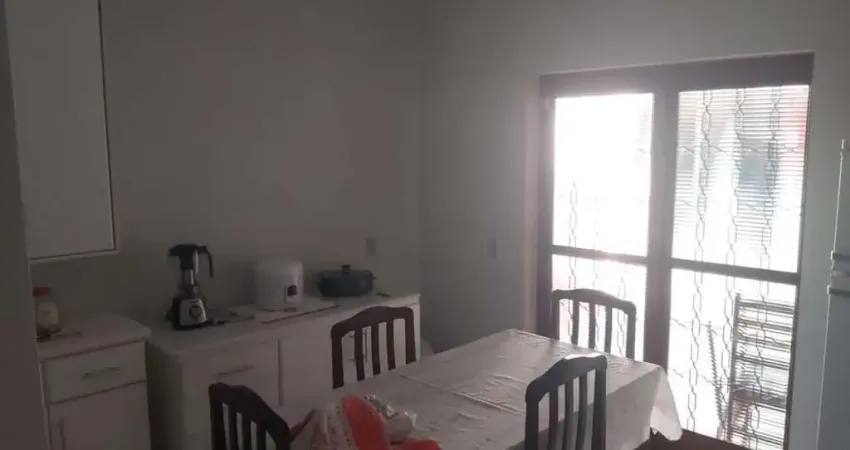 Casa para Venda em Campinas, Parque Dom Pedro II, 4 dormitórios, 1 suíte, 1 banheiro, 2 vagas