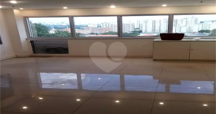 Sala comercial para alugar na Rua Irmã Pia, Jaguaré, São Paulo