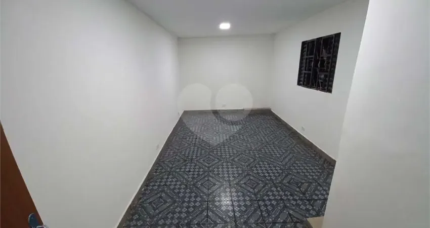 Sala comercial para alugar na Avenida Doutor José Maciel, 850, Jardim Maria Rosa, Taboão da Serra