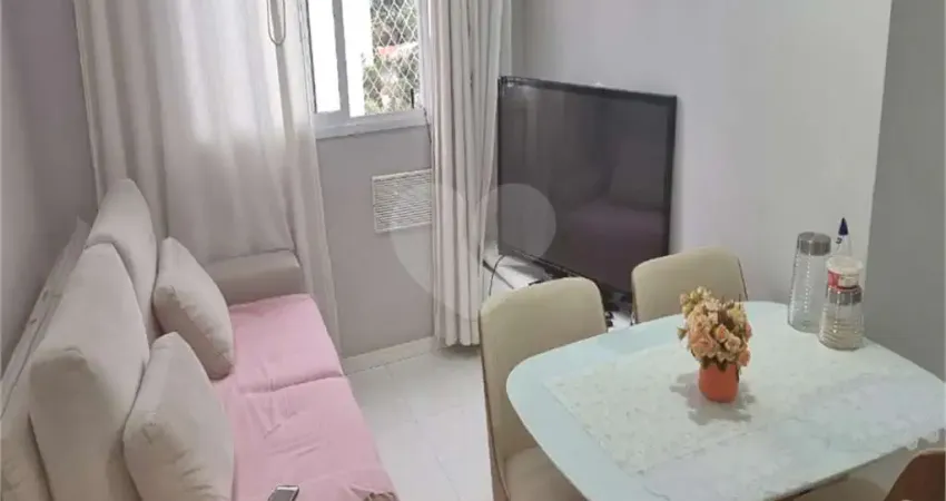 Apartamento com 2 quartos à venda ou para locação em Parque Esmeralda - SP