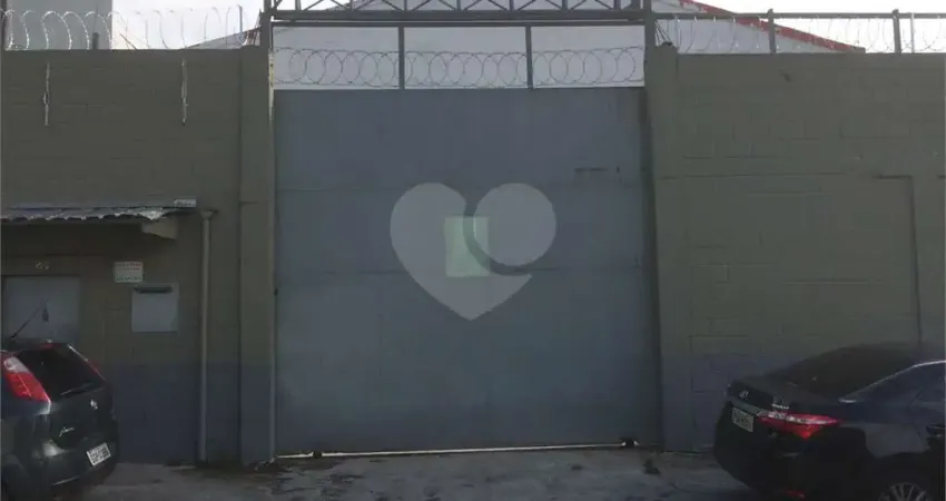 Barracão / Galpão / Depósito à venda na Vila das Oliveiras, Taboão da Serra 