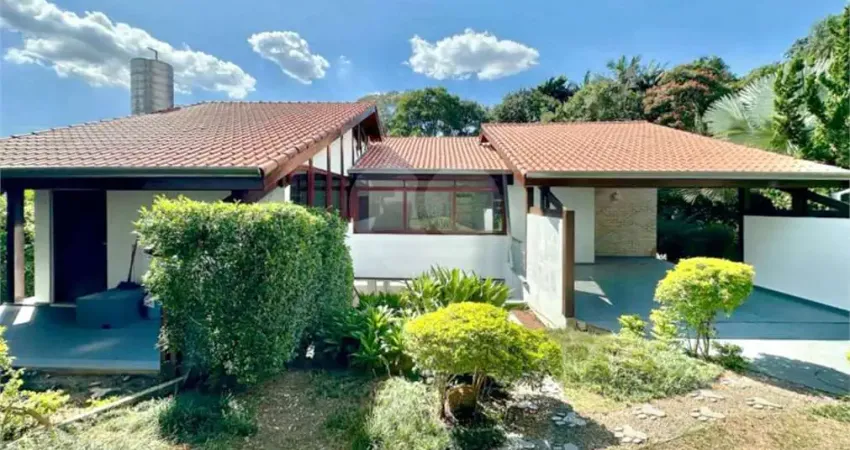 Terreno em condomínio fechado à venda no Granja Viana, Carapicuíba 