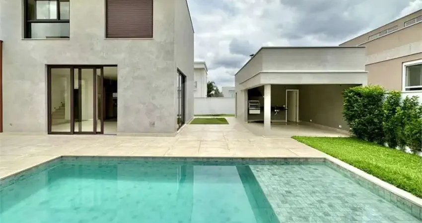 Terreno em condomínio fechado à venda no Granja Viana, Carapicuíba 