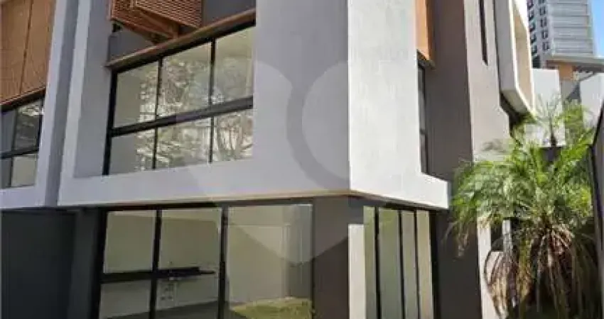 Terreno em condomínio fechado à venda no Real Parque, São Paulo 