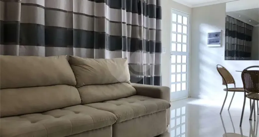 Terreno em condomínio fechado à venda no Granja Viana II, Cotia 