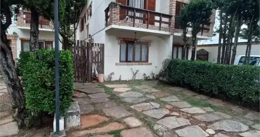 Terreno em condomínio fechado à venda na Rua das Magnólias, 193, Parque Assunção, Taboão da Serra