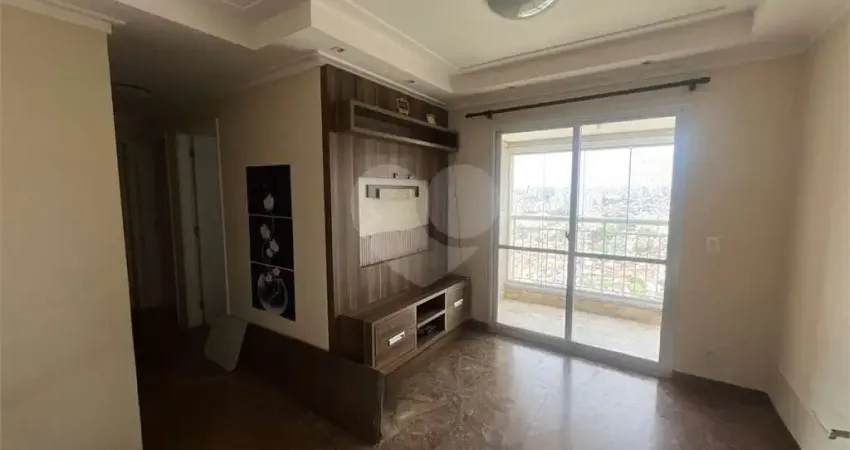 Apartamento com 3 quartos para alugar na Rua Maria Abadia dos Santos, 107, Jardim Maria Rosa, Taboão da Serra