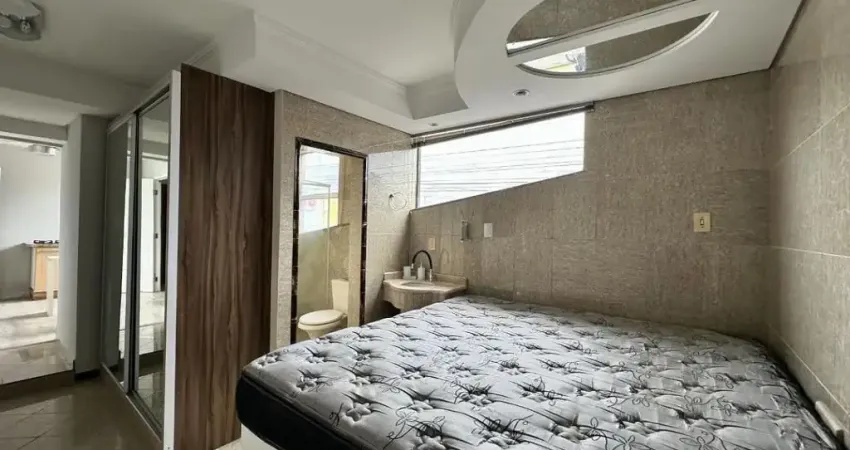 Apartamento com 1 dormitório mobiliado para aluguel Anual em Balneário Camboriú