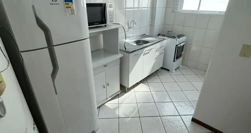 Apartamento sem mobília para aluguel Anual no centro de Balneário Camboriú