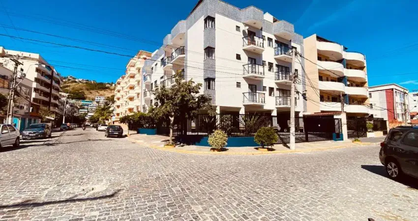 COBERTURA DUPLEX COM VISTA PARCIAL PARA O MAR NA PRAINHA EM ARRAIAL DO CABO