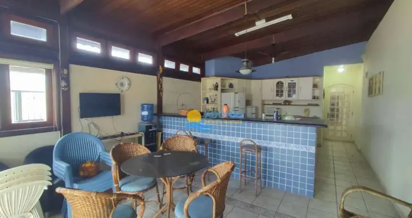 Cobertura com 3 dormitórios à venda, 140 m² por R$ 750.000,00 - Jardim Astúrias - Guarujá/SP
