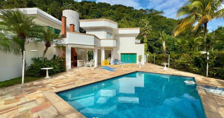 Casa à venda na Praia do Pernambuco, 7 Quartos, 4 Vagas.