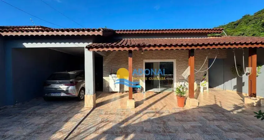Casa com 3 dormitórios à venda, 160 m² por R$ 680.000,00 - Balneário Praia do Pernambuco - Guarujá/SP