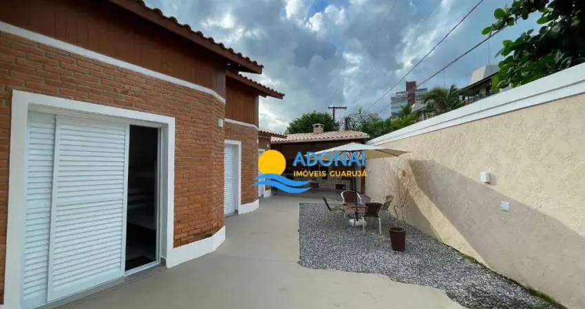 Enseada, casa com ótima localização, 3 quartos, churrasqueira e forno de pizza.