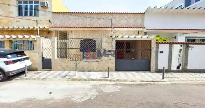 Casa em condomínio fechado com 2 quartos à venda na Rua Ipinambes, 448, Taquara, Rio de Janeiro