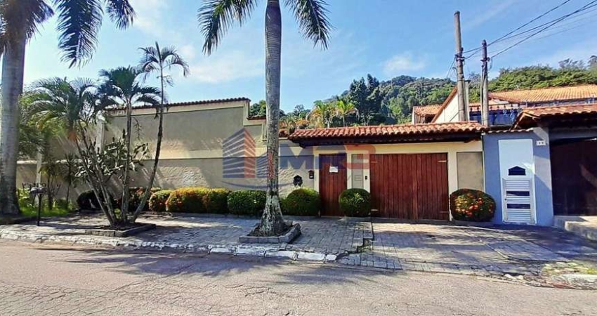 Casa em condomínio fechado com 5 quartos à venda na Rua Imbuia, 36, Anil, Rio de Janeiro