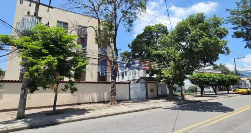 Apartamento com 2 quartos para alugar na Estrada Meringuava, 1805, Taquara, Rio de Janeiro