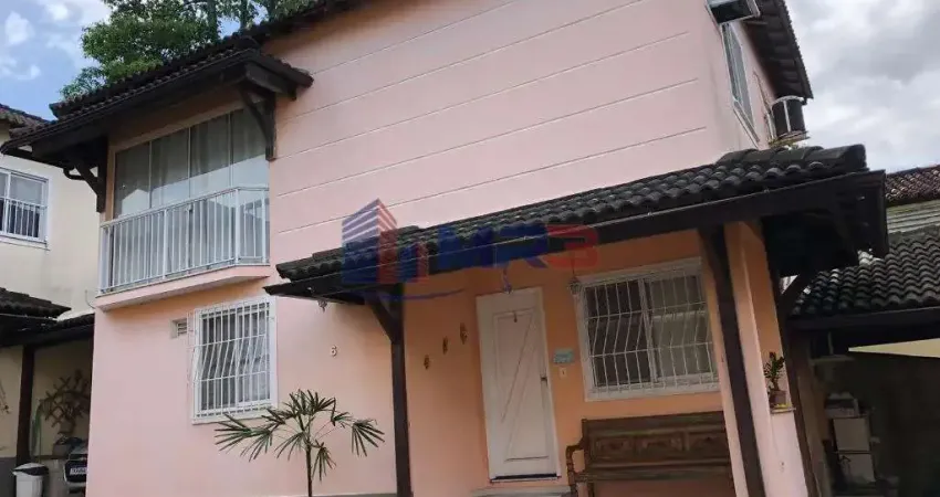 Casa em condomínio fechado com 3 quartos à venda na Rua Maenca, 420, Pechincha, Rio de Janeiro