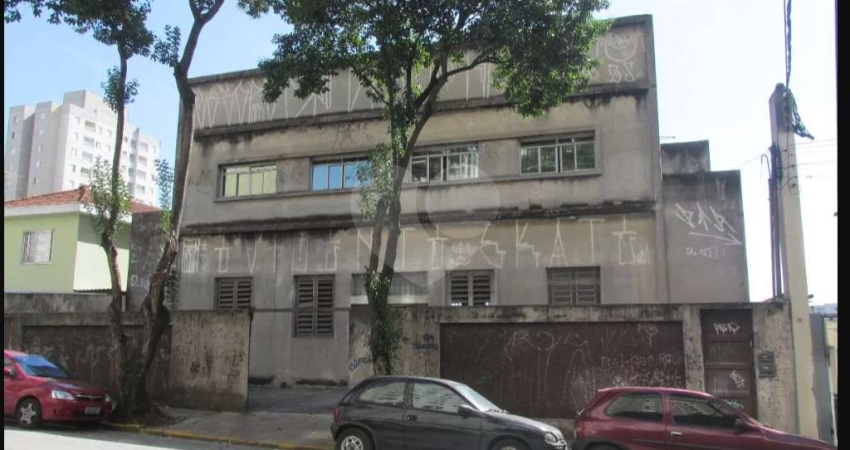GALPÃO COMERCIAL COM 8 VAGAS DE GARAGEM S-  TRAV DA DOM VILLARES - VENDA